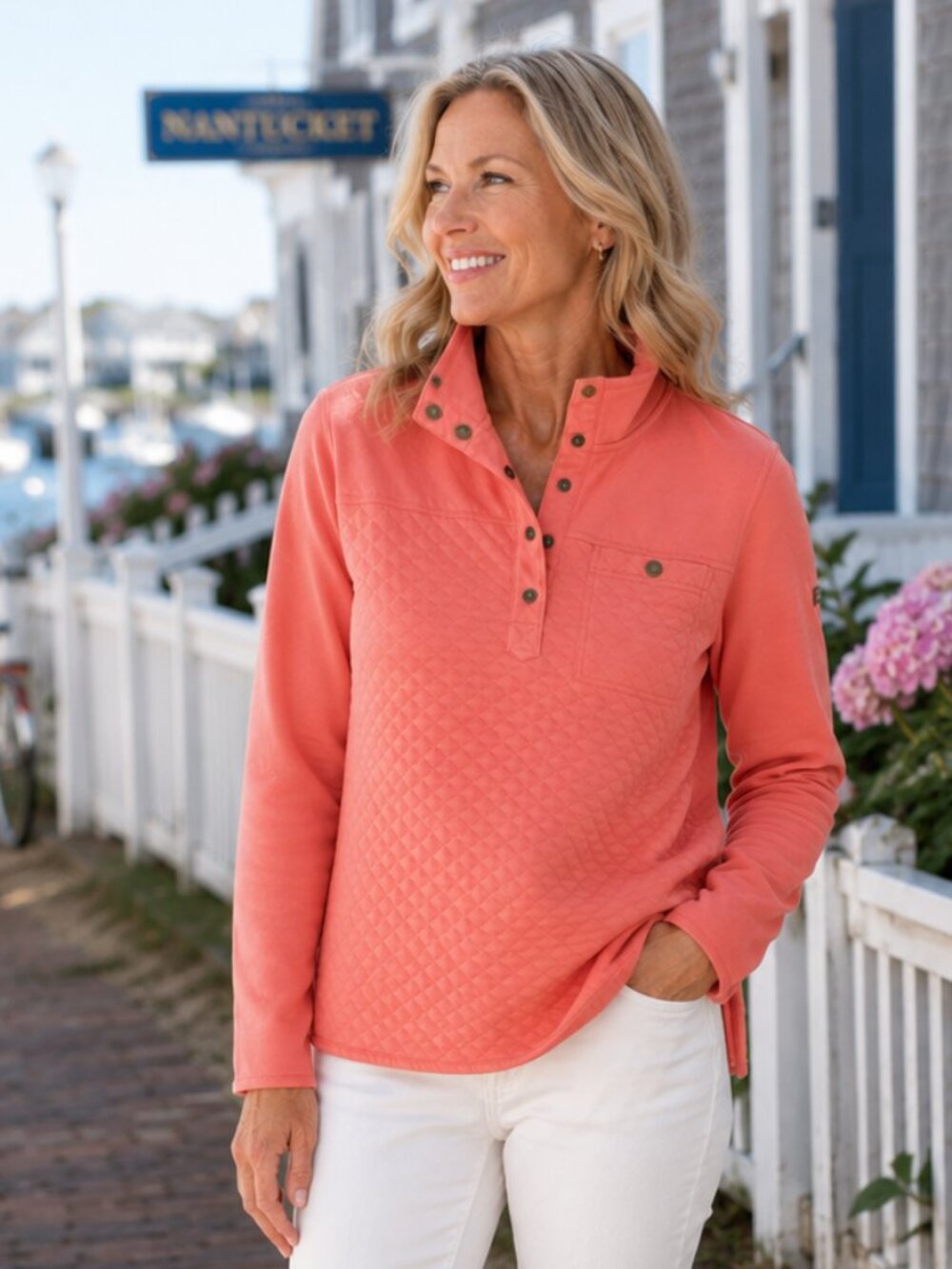 L.L. Bean Women's Quilted Sweatshirt Mock Neck Snap Pullover Medium Coral